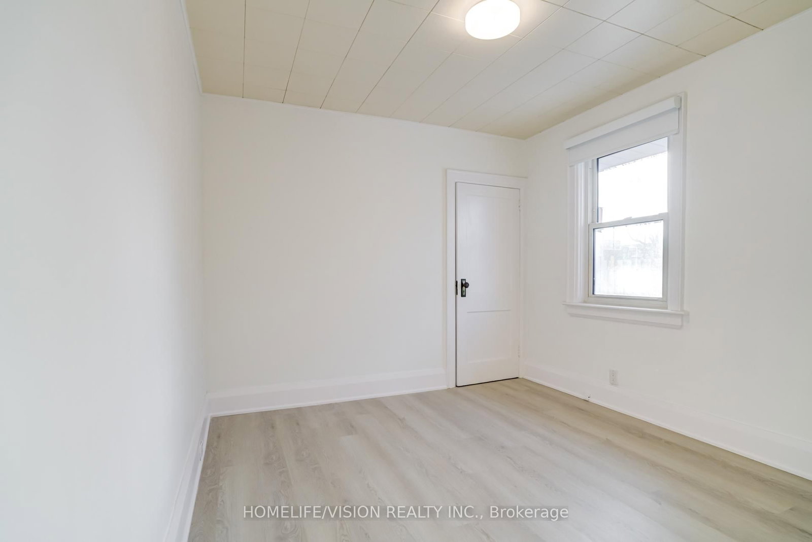 133 Mary Street E - Photo 29