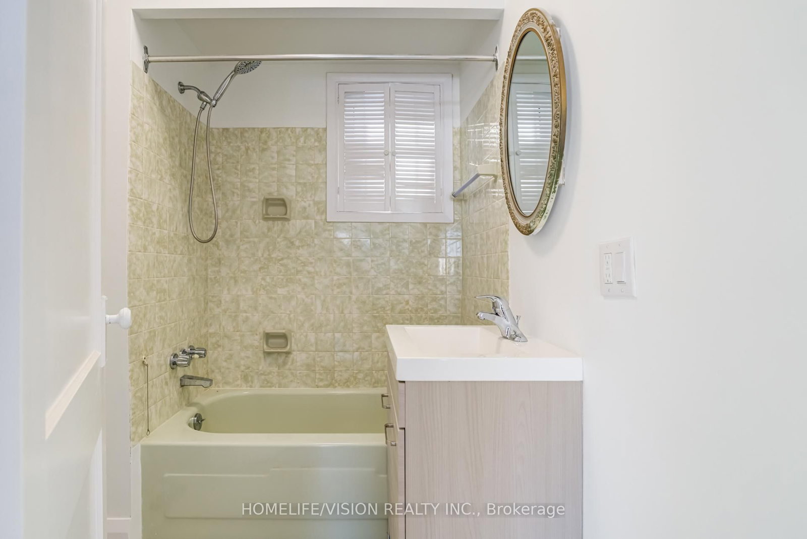 133 Mary Street E - Photo 32