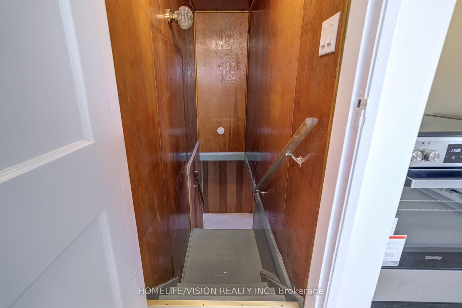 133 Mary Street E - Photo 34