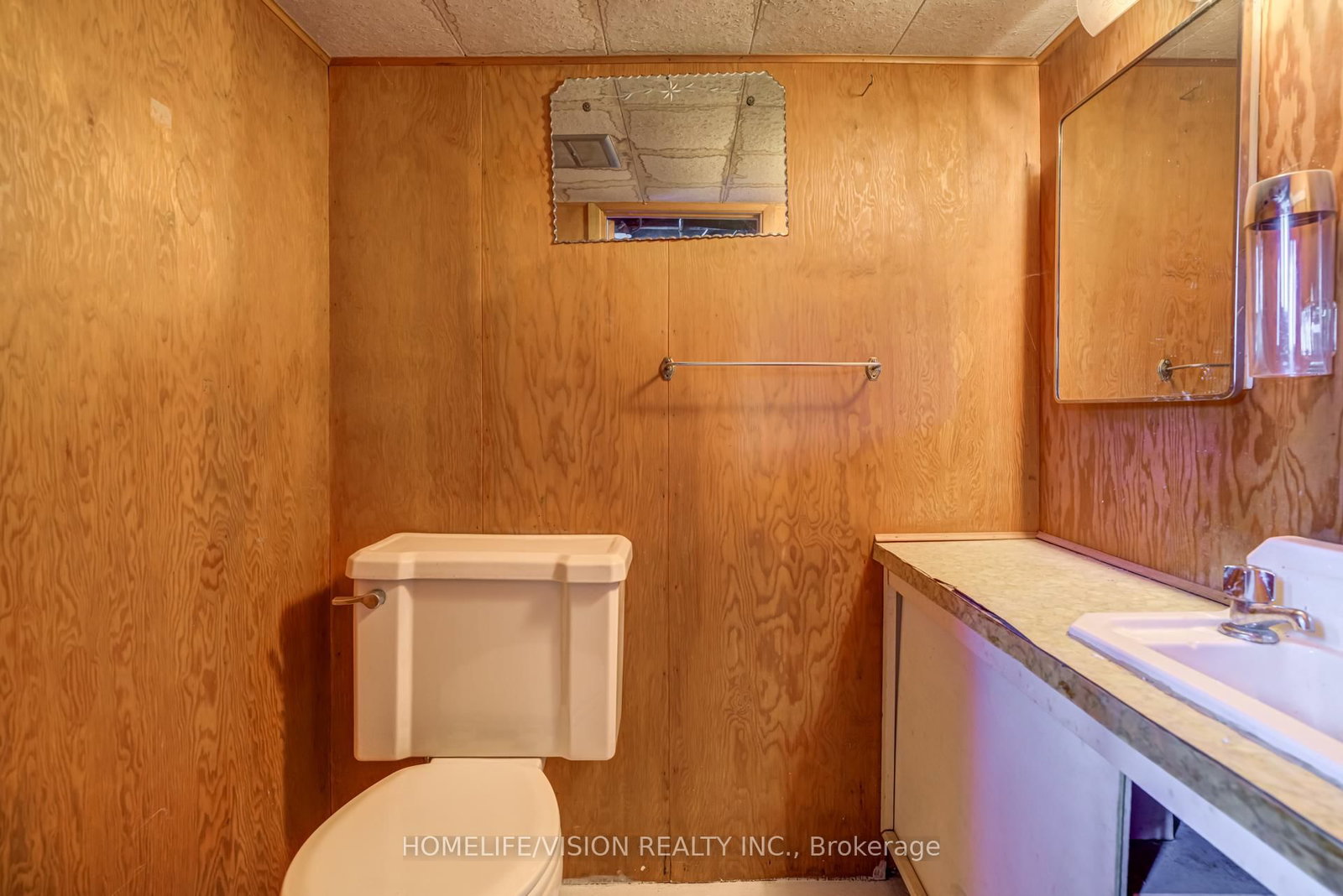 133 Mary Street E - Photo 43