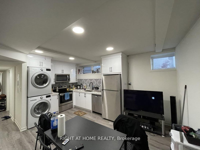 1 - 1258 Broadview Ave, Toronto, M4K 2T4 | Image 2