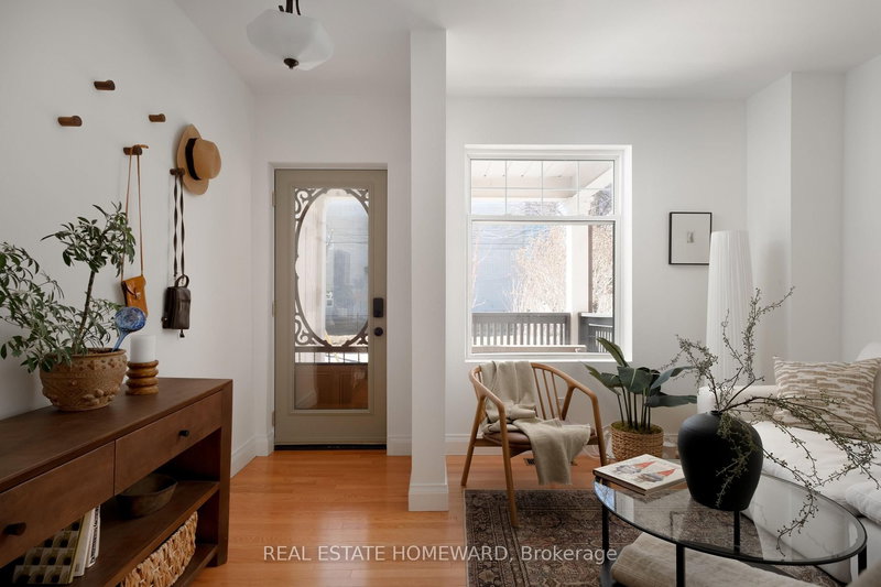 52 Balfour Ave, Toronto, M4C 1T6 | Image 2