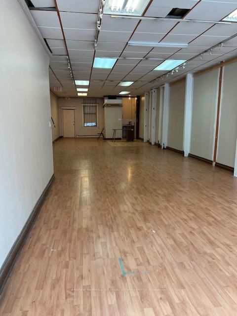 744 Danforth Avenue - Photo 2