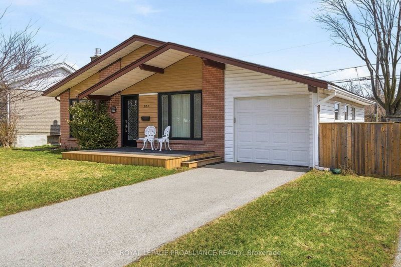 home for sale on 903 Naroch Boulevard