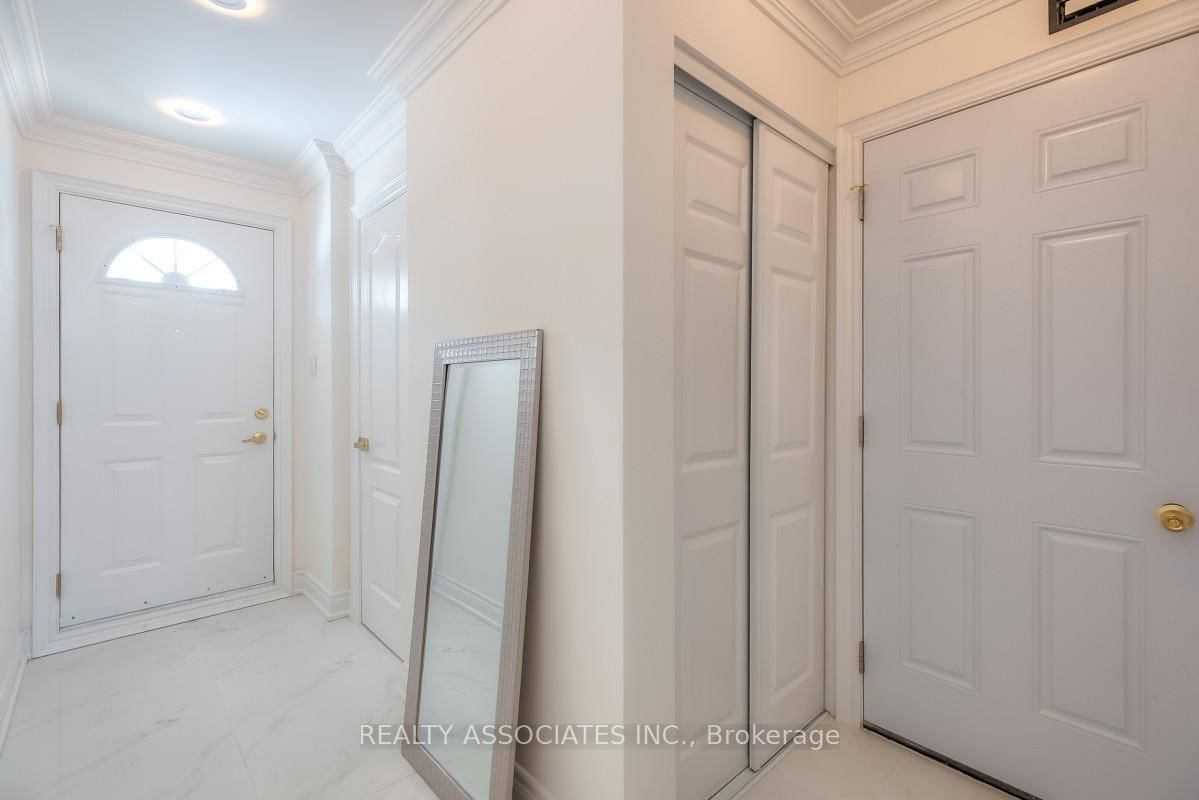 1975 Memory Lane, Unit 16 - Photo 4