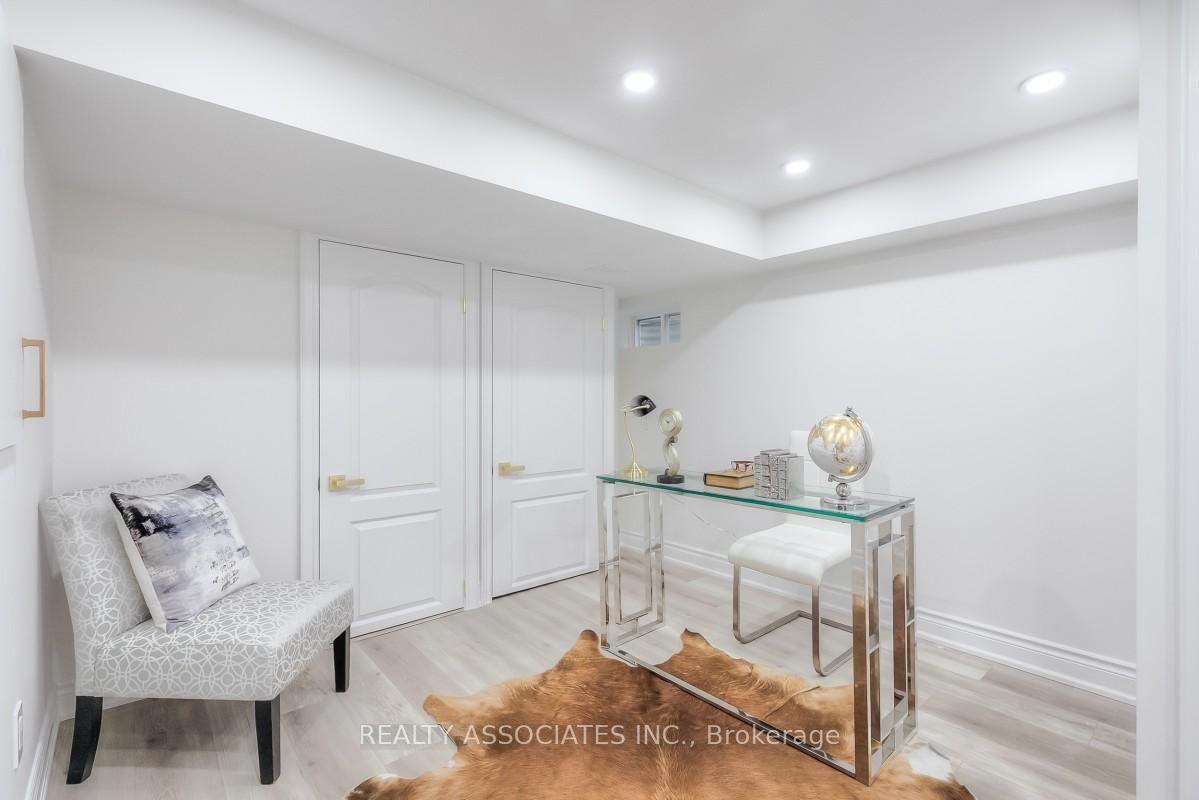 1975 Memory Lane, Unit 16 - Photo 45