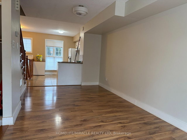 8 - 189 Galloway Road