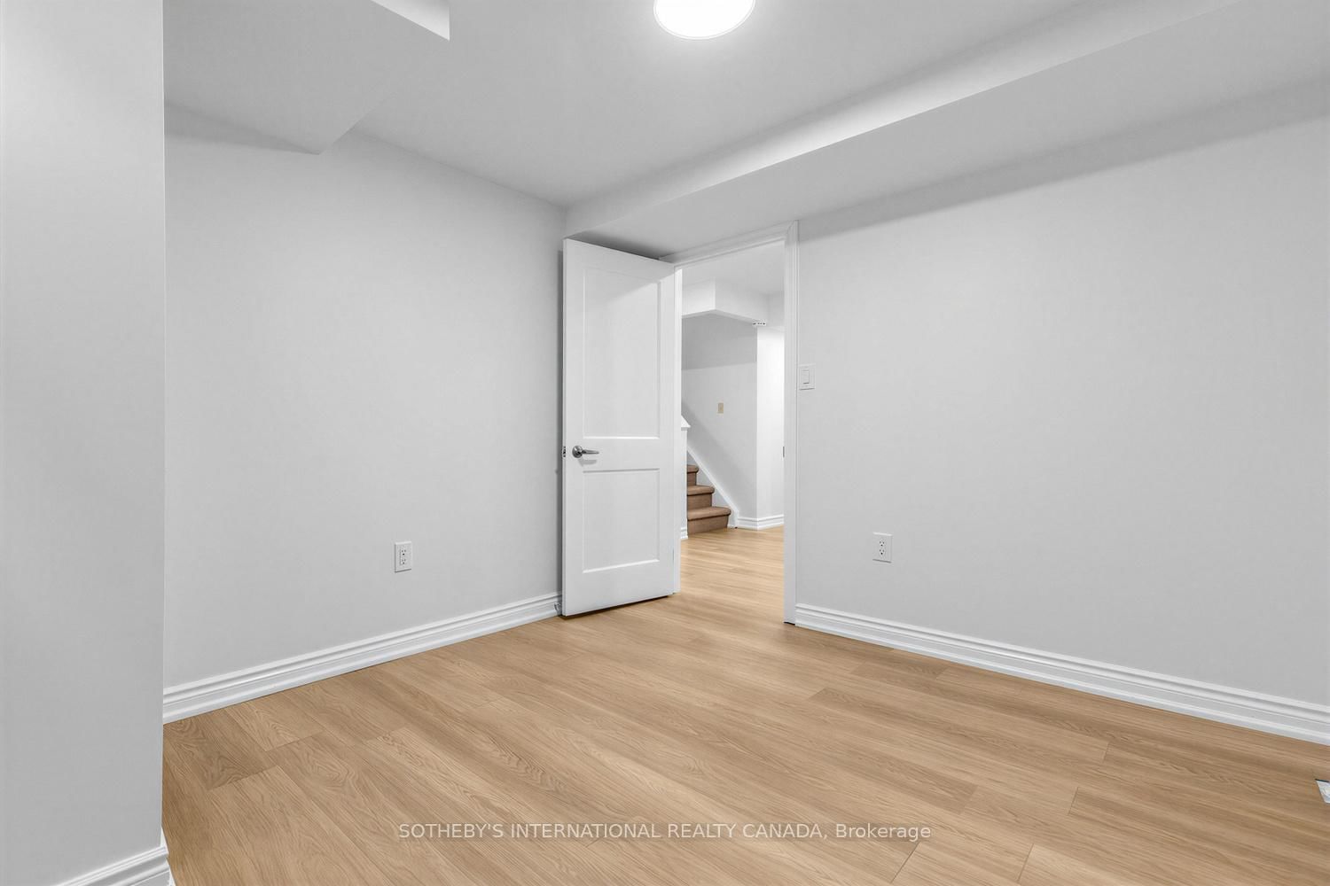 11 Valley Centre Drive, Unit Basement - Photo 18