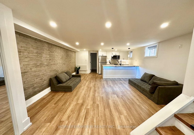 Lower - 43 Wineva Ave, Toronto, M4E 2T1 | Image 2