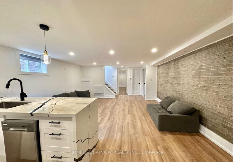 Lower - 43 Wineva Ave, Toronto, M4E 2T1 | Image 3