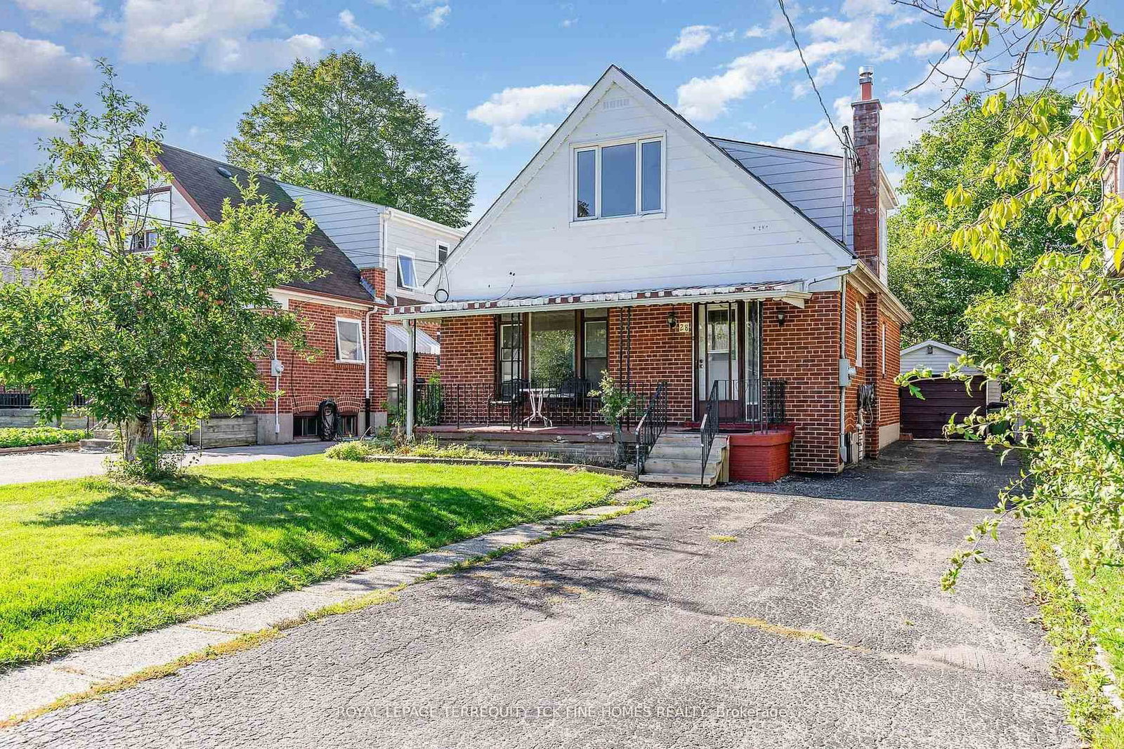 Property at 28 Lynvalley