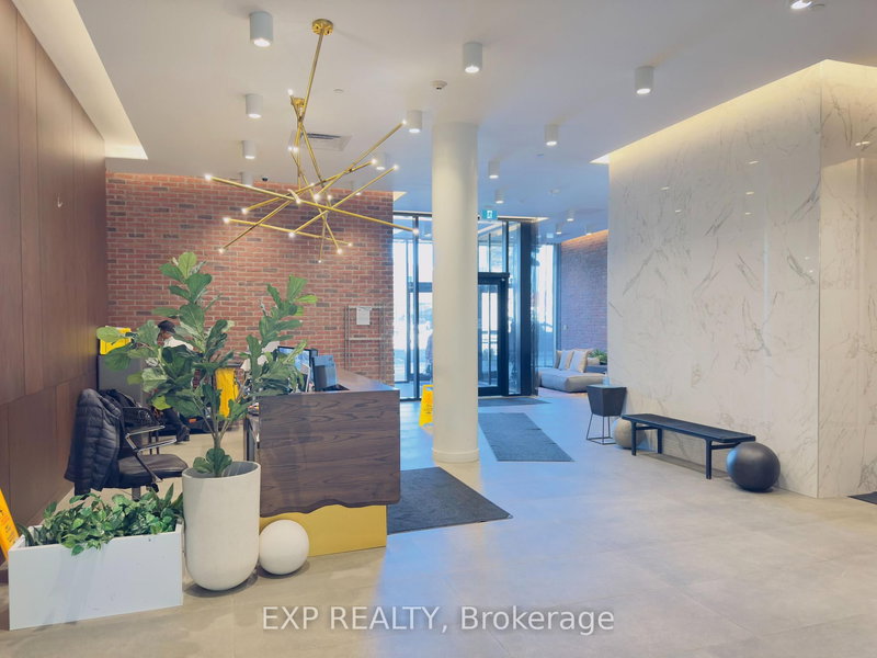 213 - 2799 Kingston Rd, Toronto, M1M 0E3 | Image 2