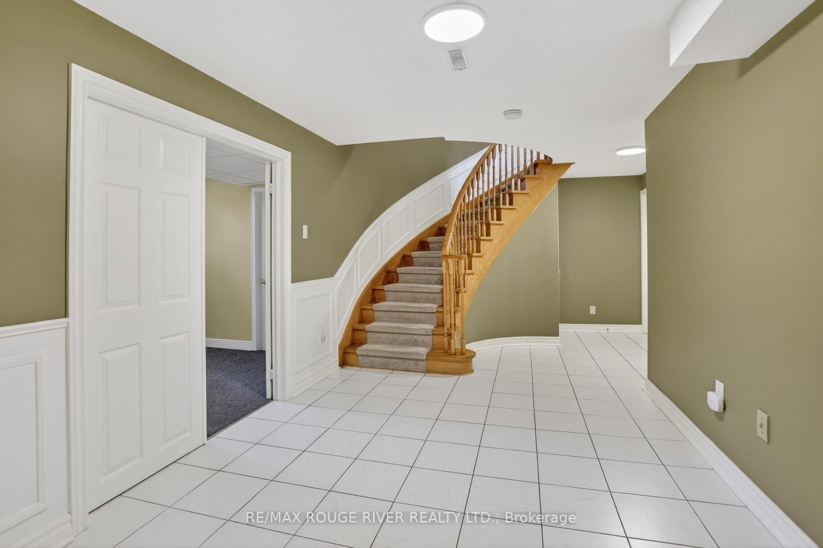 Detached House for sale at 60 Emmett Place, Whitby, Ontario, L1R 2B4 - Pringle Creek - MLS: E12974824