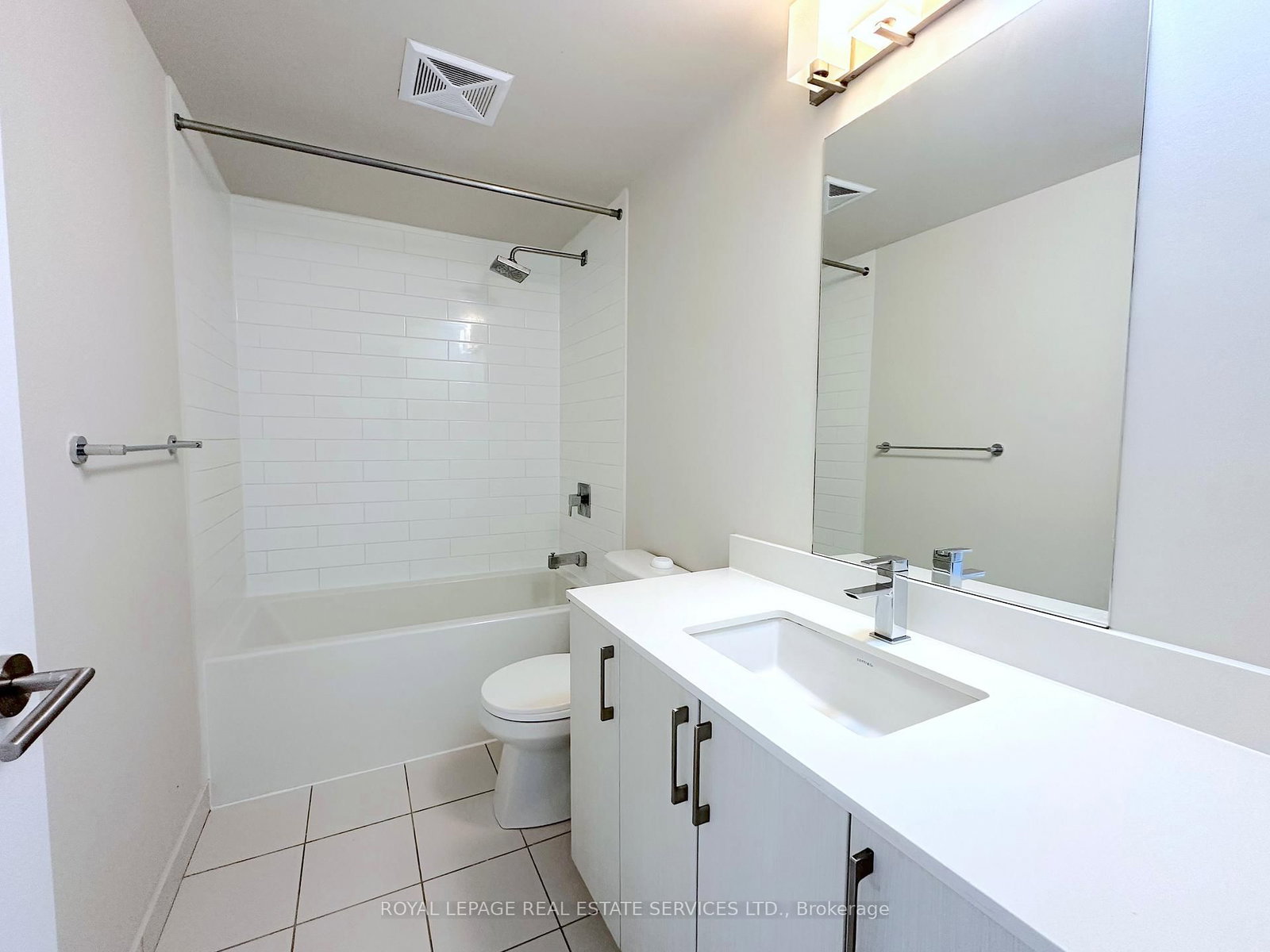 763 Woodbine Avenue, Unit 605 - Photo 9