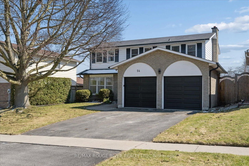 54 Rosalynne Ave, Clarington, L1C 3X8 | Image 2