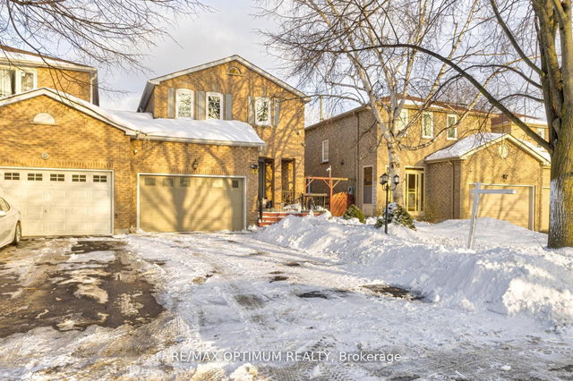 47 Hewitt Crescent E