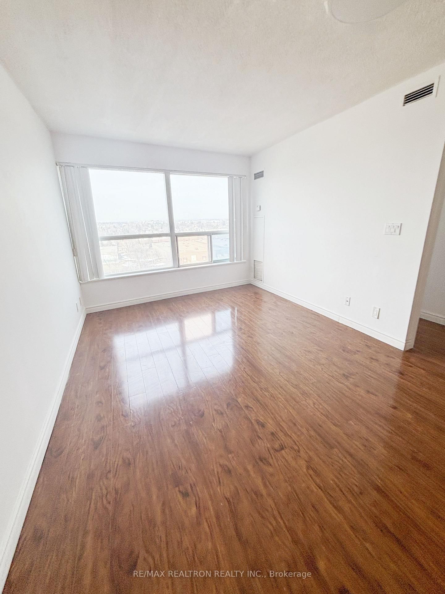 36 Lee Centre Drive, Unit 1115 - Photo 2