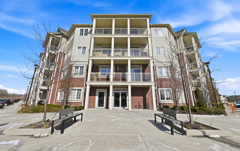 106 - 84 Aspen Springs Dr, Clarington, L1C 0V3 | Image 2