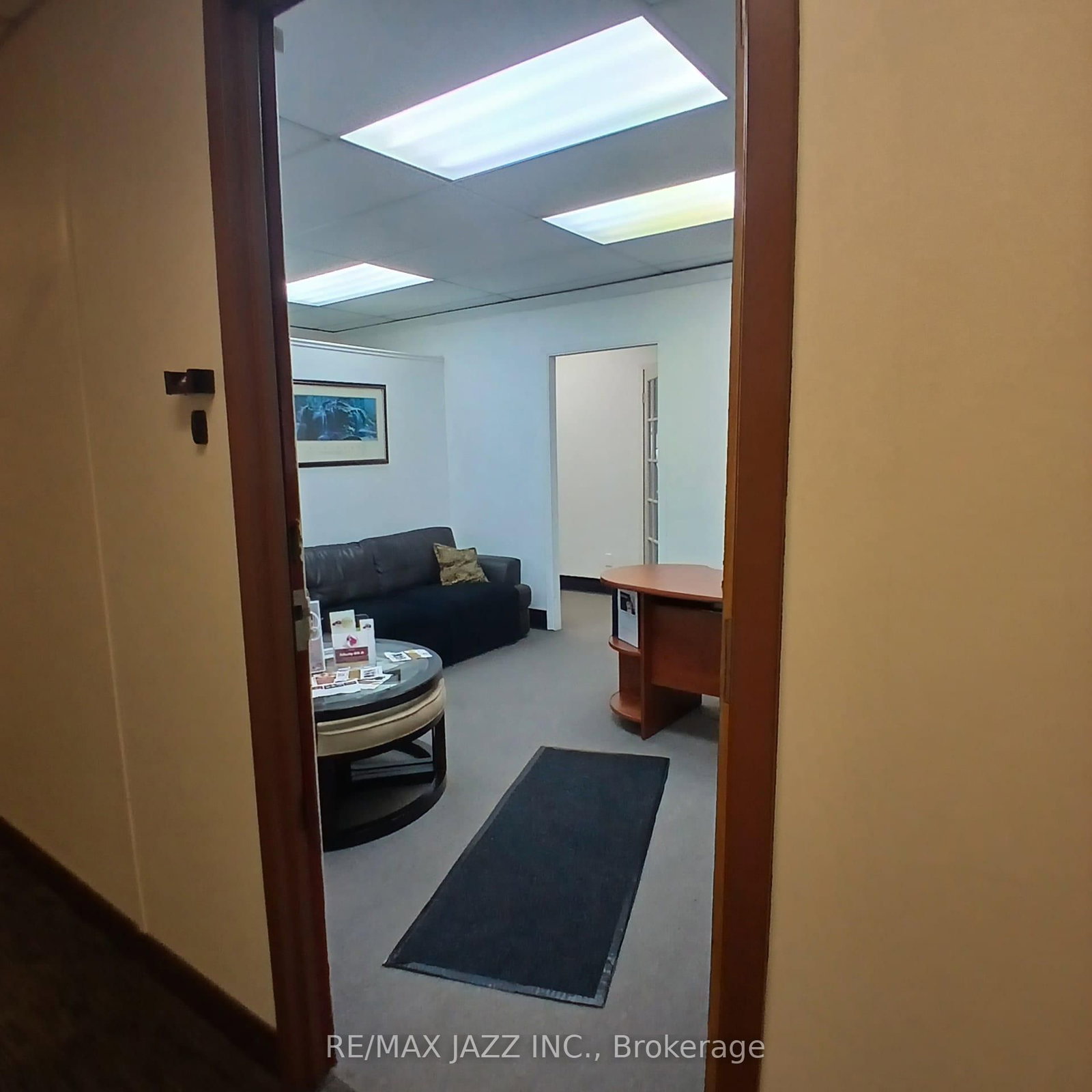 633 King Street E, Unit 206B - Photo 2