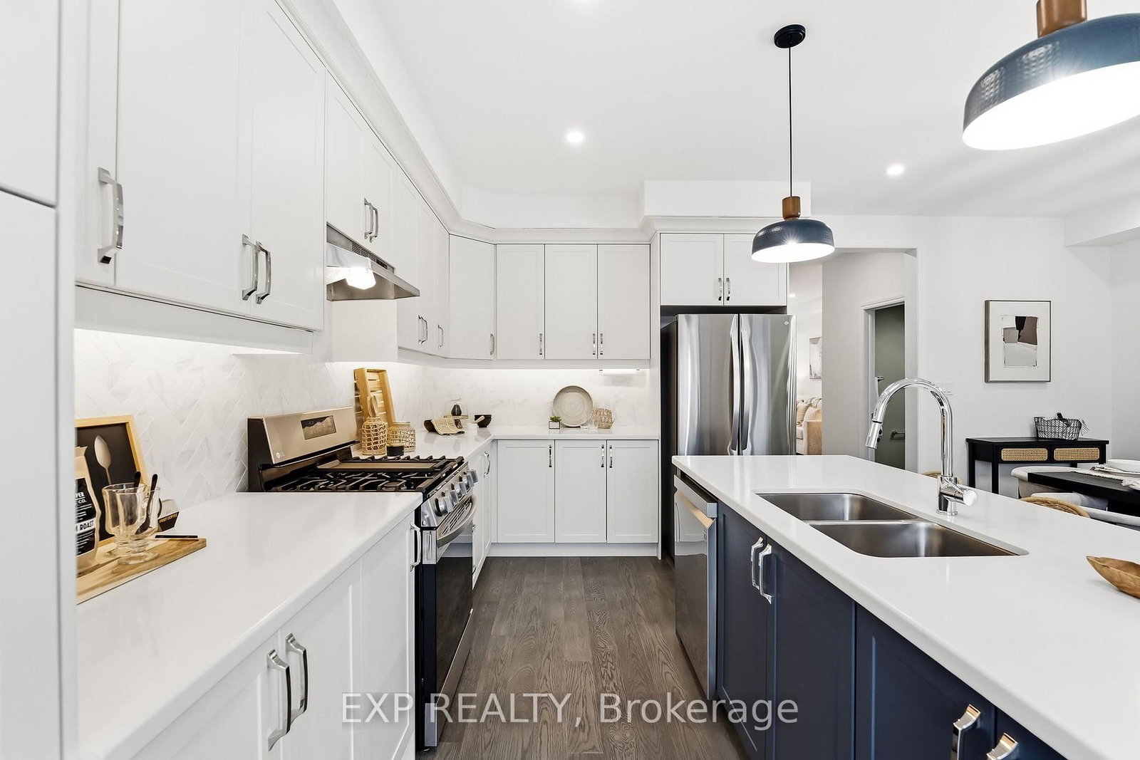 Townhouse for sale at 31 Shand Lane, Scugog, Ontario, L9L 0C7 - Port Perry - MLS: E12976358