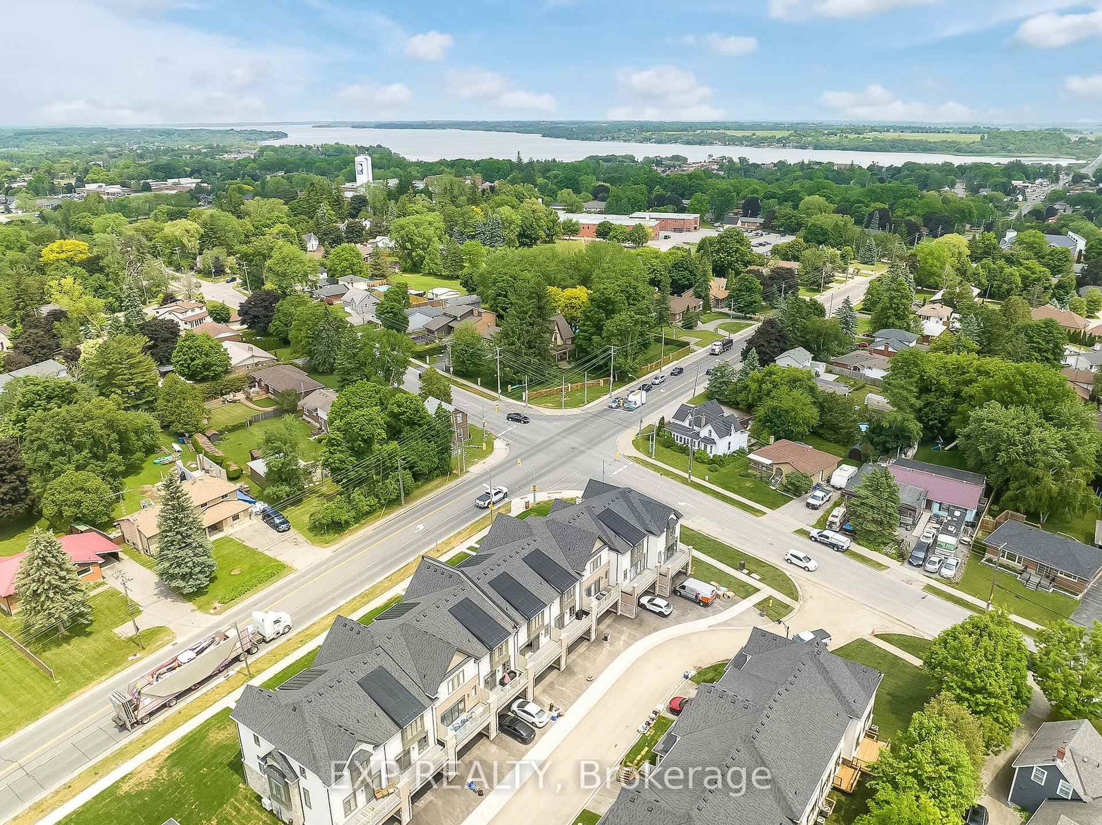 Townhouse for sale at 31 Shand Lane, Scugog, Ontario, L9L 0C7 - Port Perry - MLS: E12976358