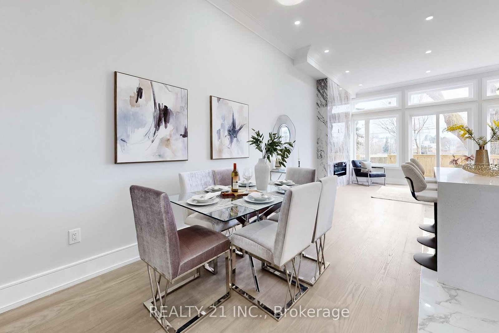 Detached House for sale at 15 Malta Street, Toronto, Ontario, M1N 2L2 - Birchcliffe-Cliffside - MLS: E12976654