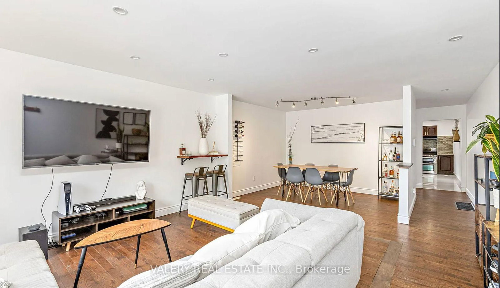 80 Saulter Street - Photo 16