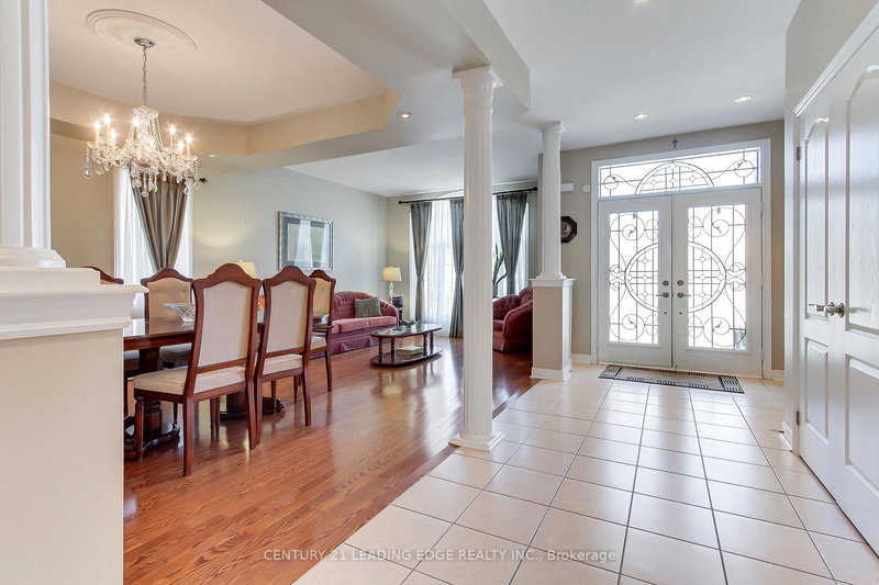 20 Cosens St, Toronto, M1C 0A7 | Image 3