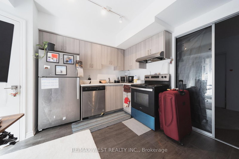 203 - 1 Falaise Rd, Toronto, M1E 0B9 | Image 3