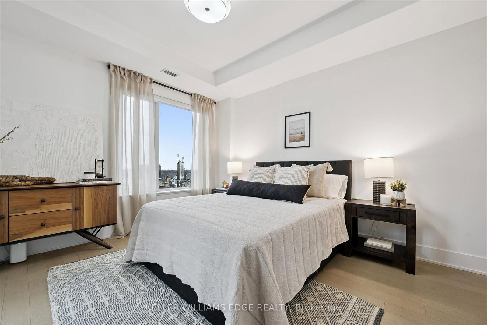 1888 Queen Street E, Unit 501 - Photo 18