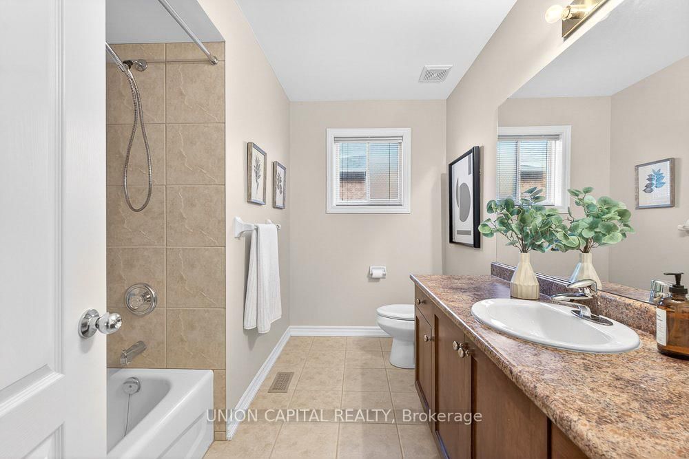 Detached House for sale at 99 Scepter Place, Whitby, Ontario, L1R 3A6 - Rolling Acres - MLS: E12977198