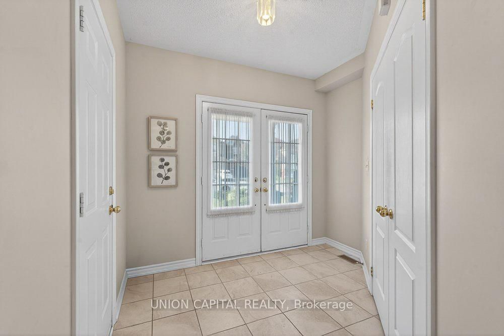 Detached House for sale at 99 Scepter Place, Whitby, Ontario, L1R 3A6 - Rolling Acres - MLS: E12977198