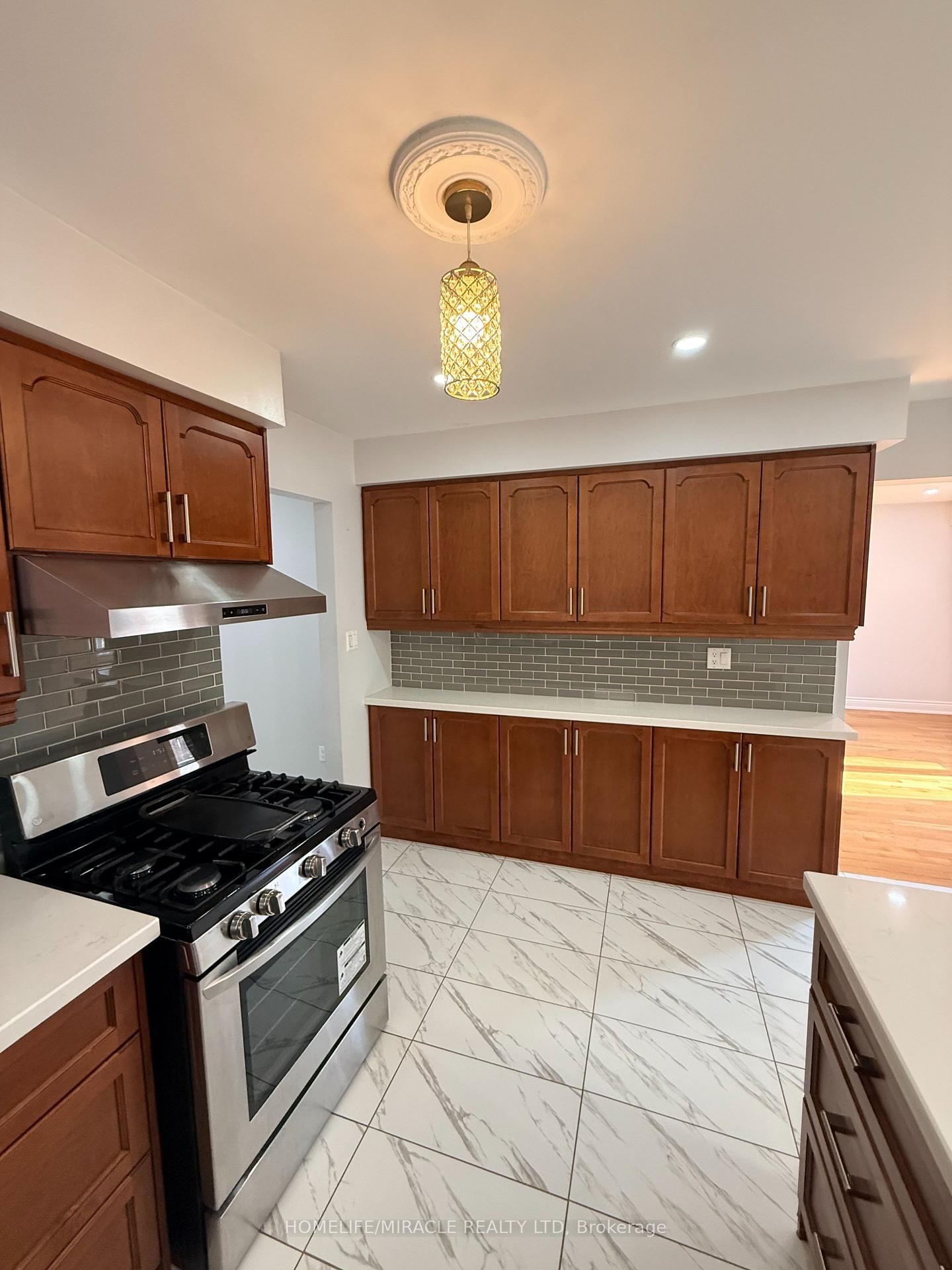 Detached House for sale at 2274 Chapman Court, Pickering, Ontario, L1X 2E8 - Brock Ridge - MLS: E12977232