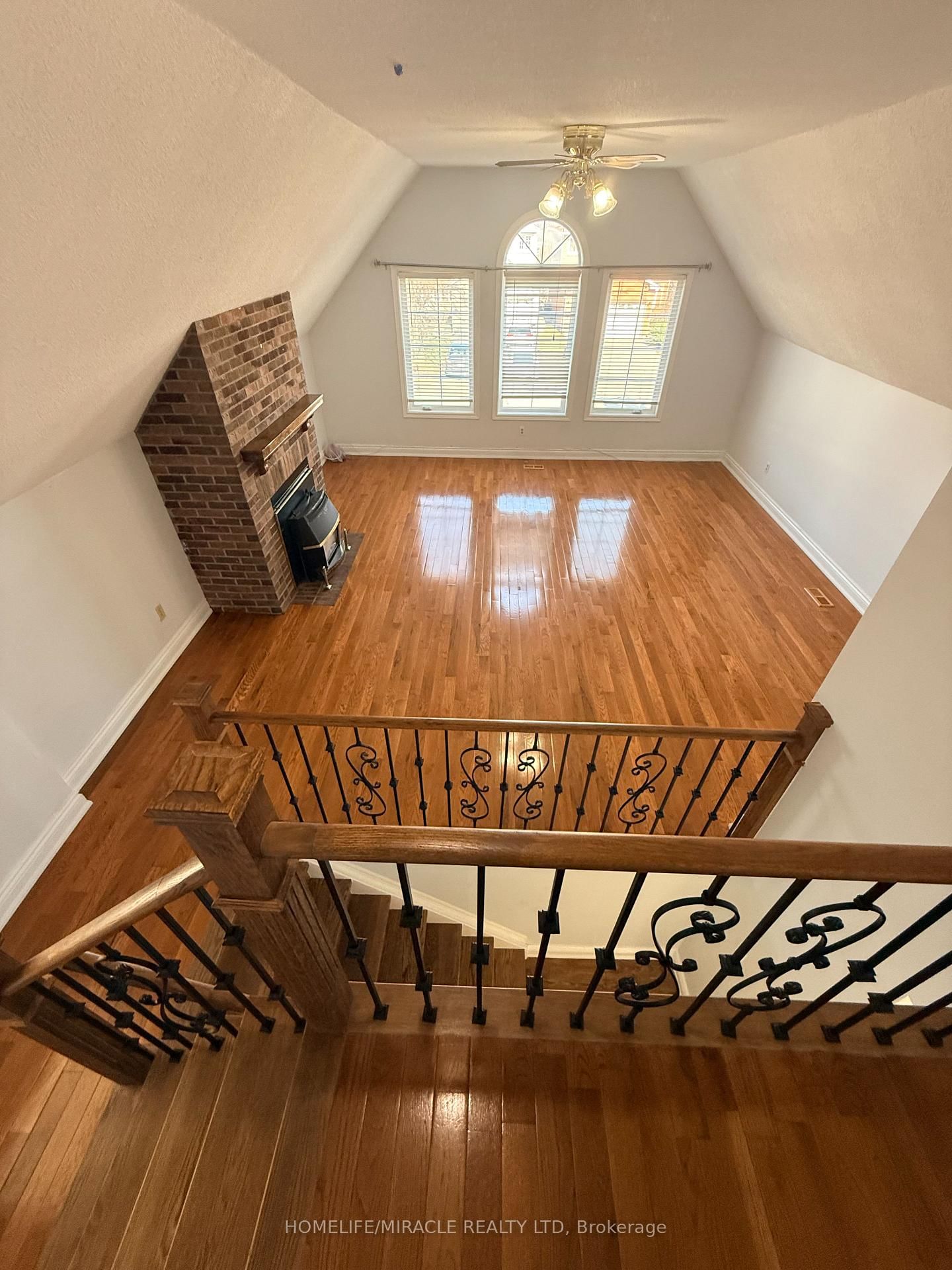 Detached House for sale at 2274 Chapman Court, Pickering, Ontario, L1X 2E8 - Brock Ridge - MLS: E12977232