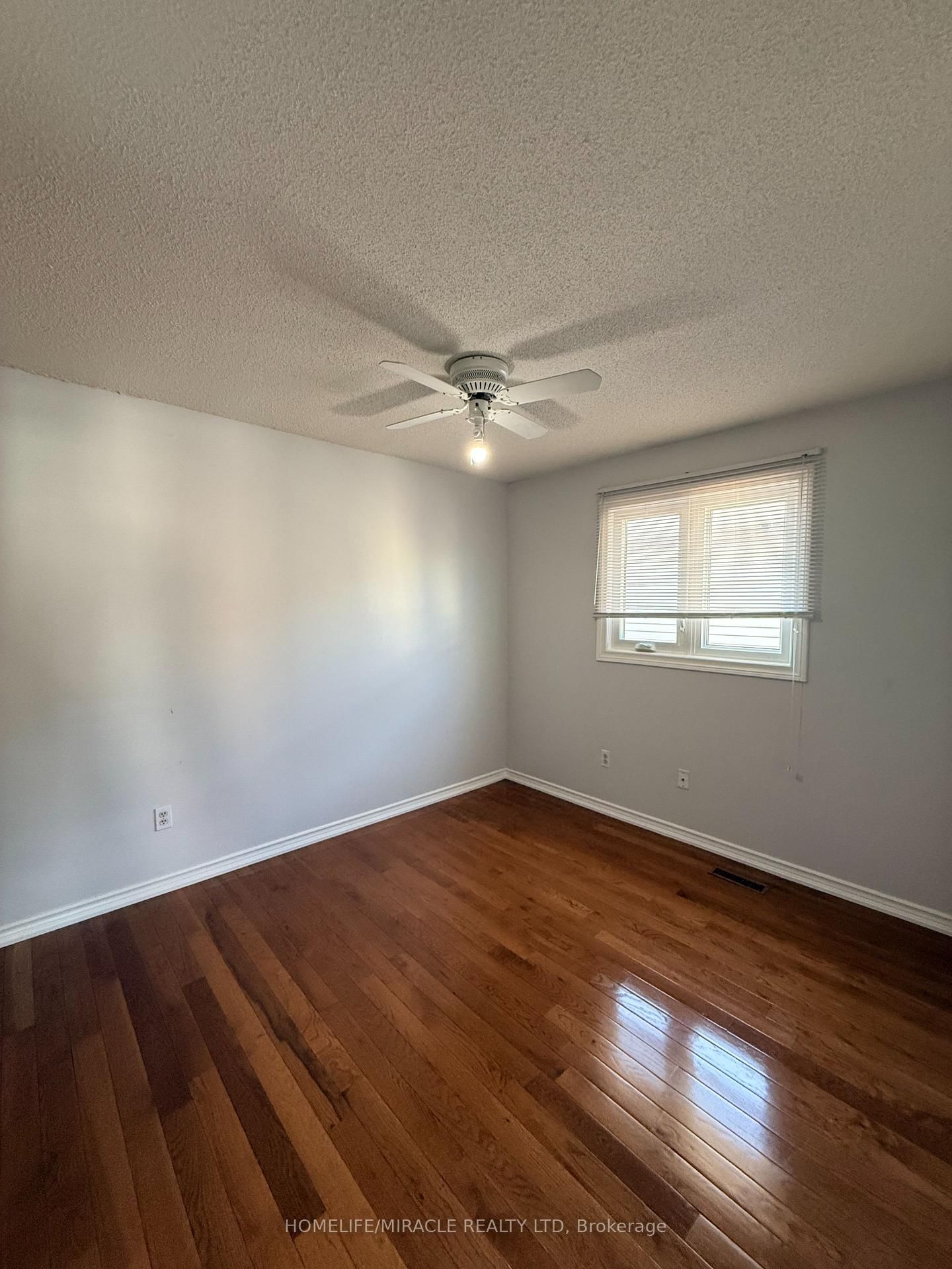 Detached House for sale at 2274 Chapman Court, Pickering, Ontario, L1X 2E8 - Brock Ridge - MLS: E12977232