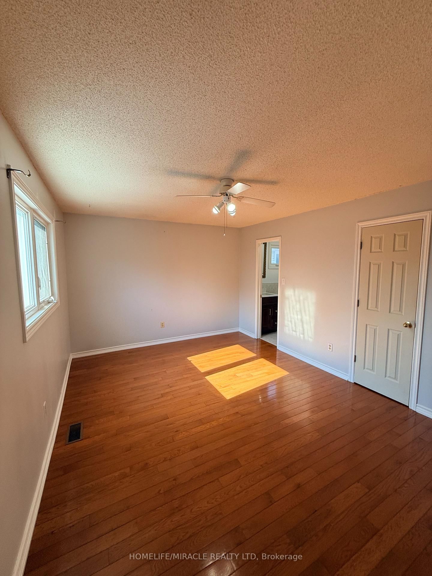 Detached House for sale at 2274 Chapman Court, Pickering, Ontario, L1X 2E8 - Brock Ridge - MLS: E12977232