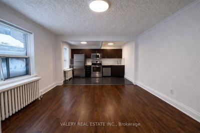 35-2404 Queen Street East, Toronto, Ontario