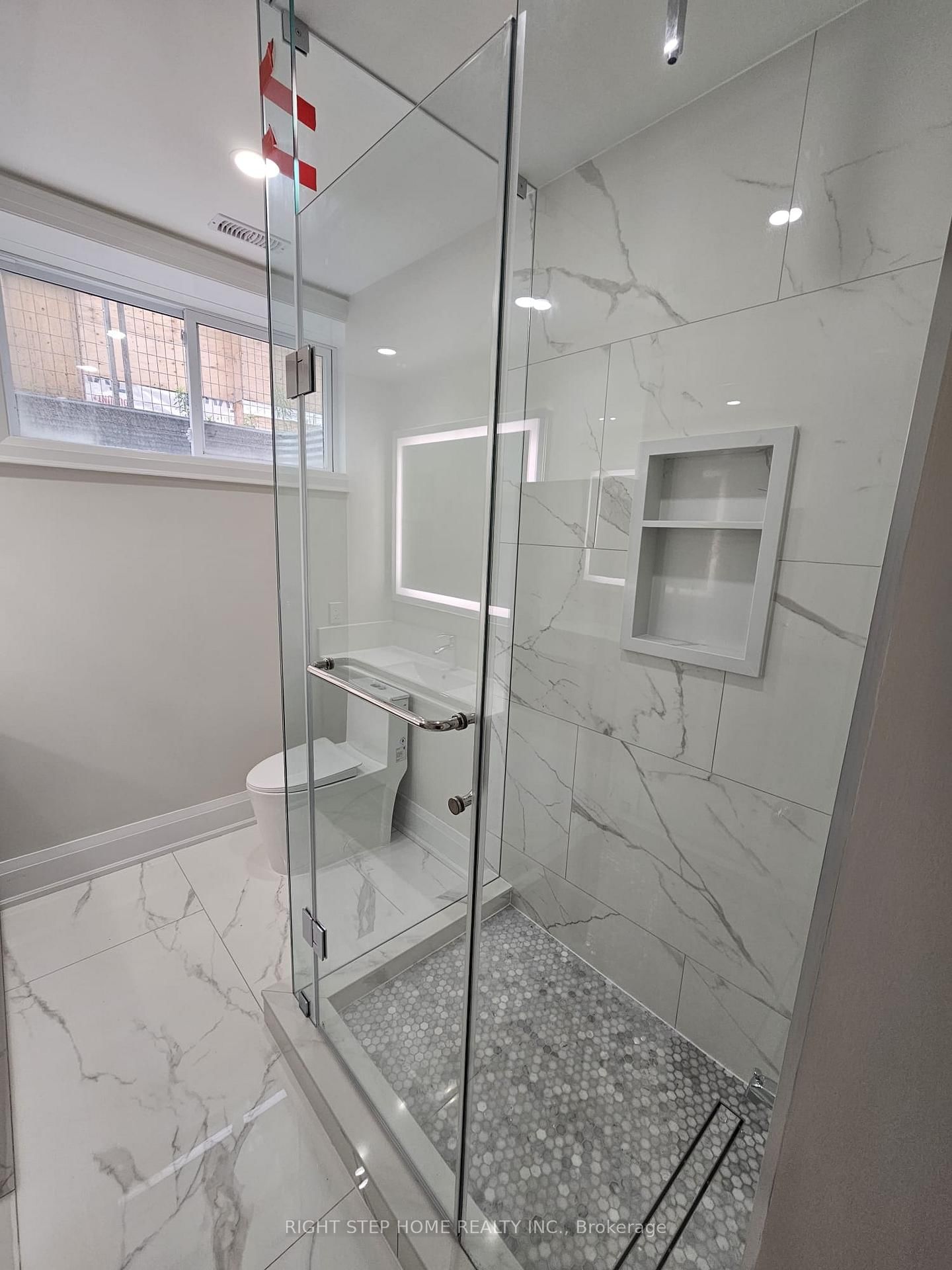 Detached House for lease at 41 Sugarbush Square, Toronto, Ontario, M1C 3M6 - Highland Creek - MLS: E12977818