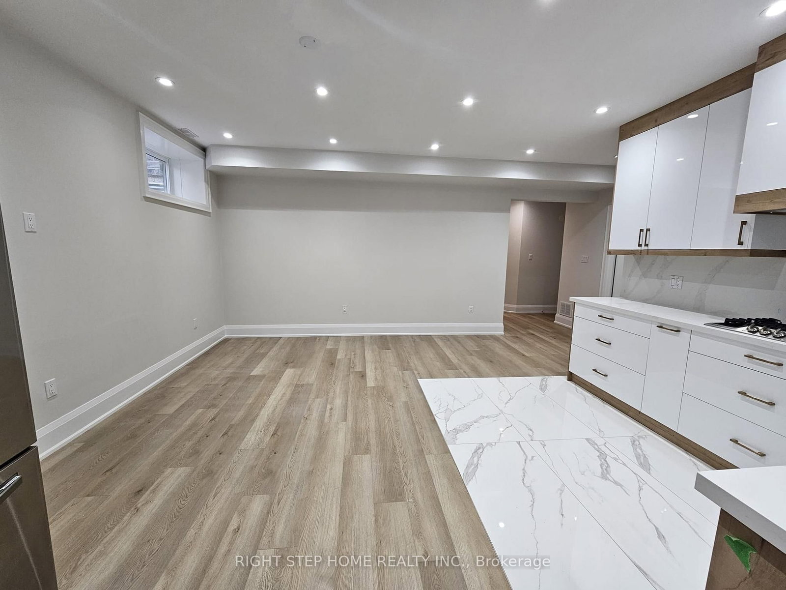 Detached House for lease at 41 Sugarbush Square, Toronto, Ontario, M1C 3M6 - Highland Creek - MLS: E12977818