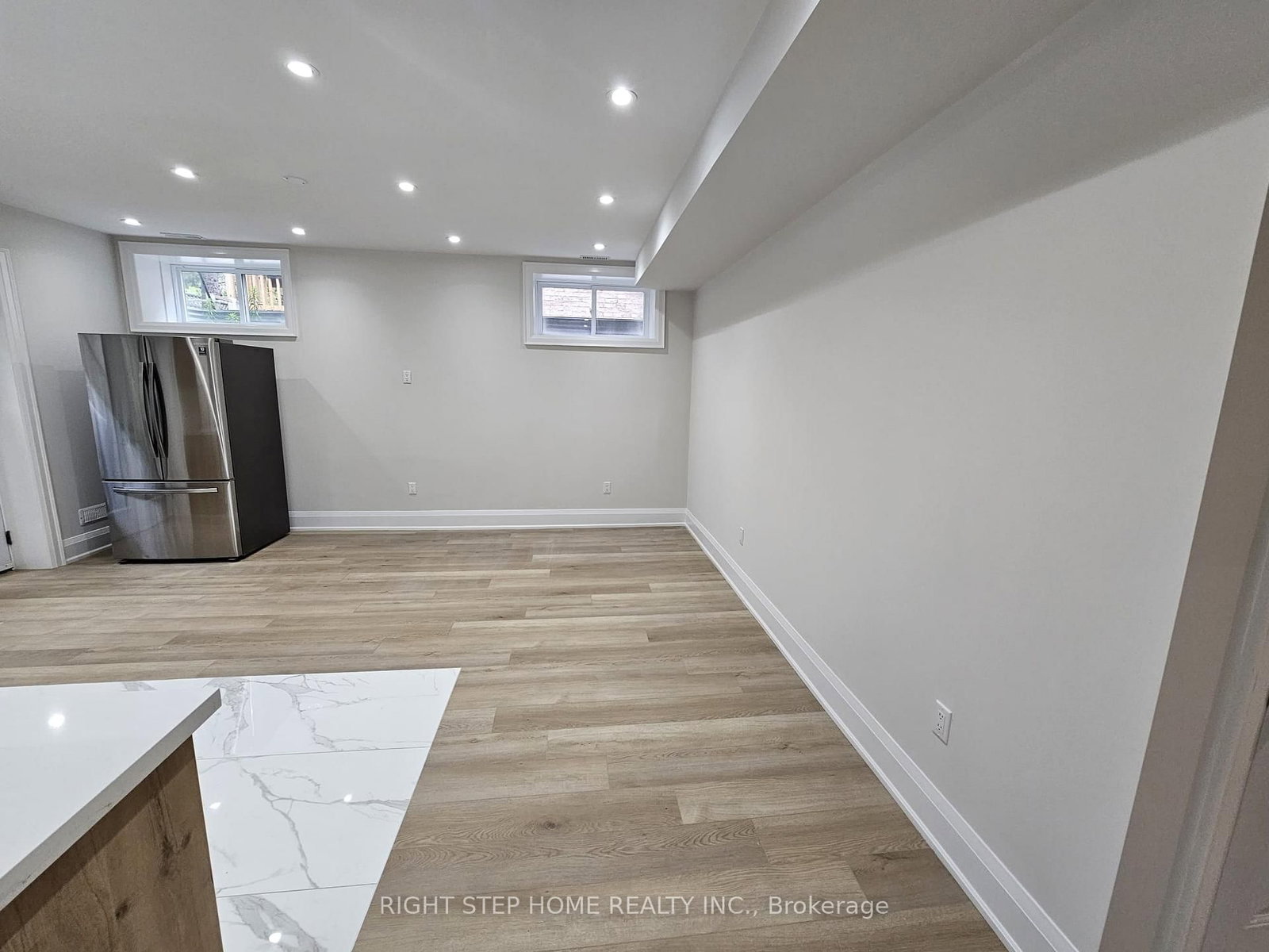 Detached House for lease at 41 Sugarbush Square, Toronto, Ontario, M1C 3M6 - Highland Creek - MLS: E12977818