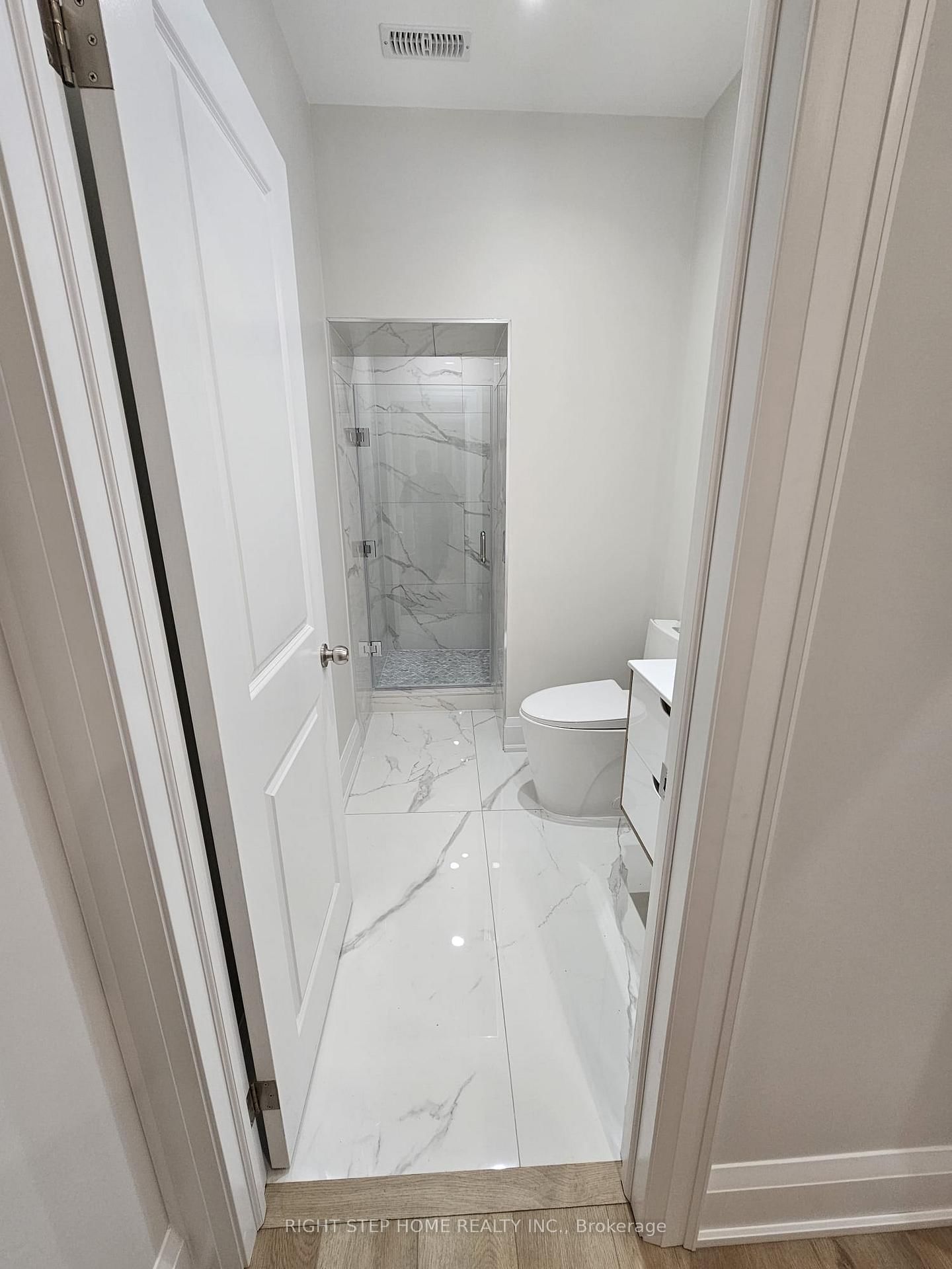 Detached House for lease at 41 Sugarbush Square, Toronto, Ontario, M1C 3M6 - Highland Creek - MLS: E12977818