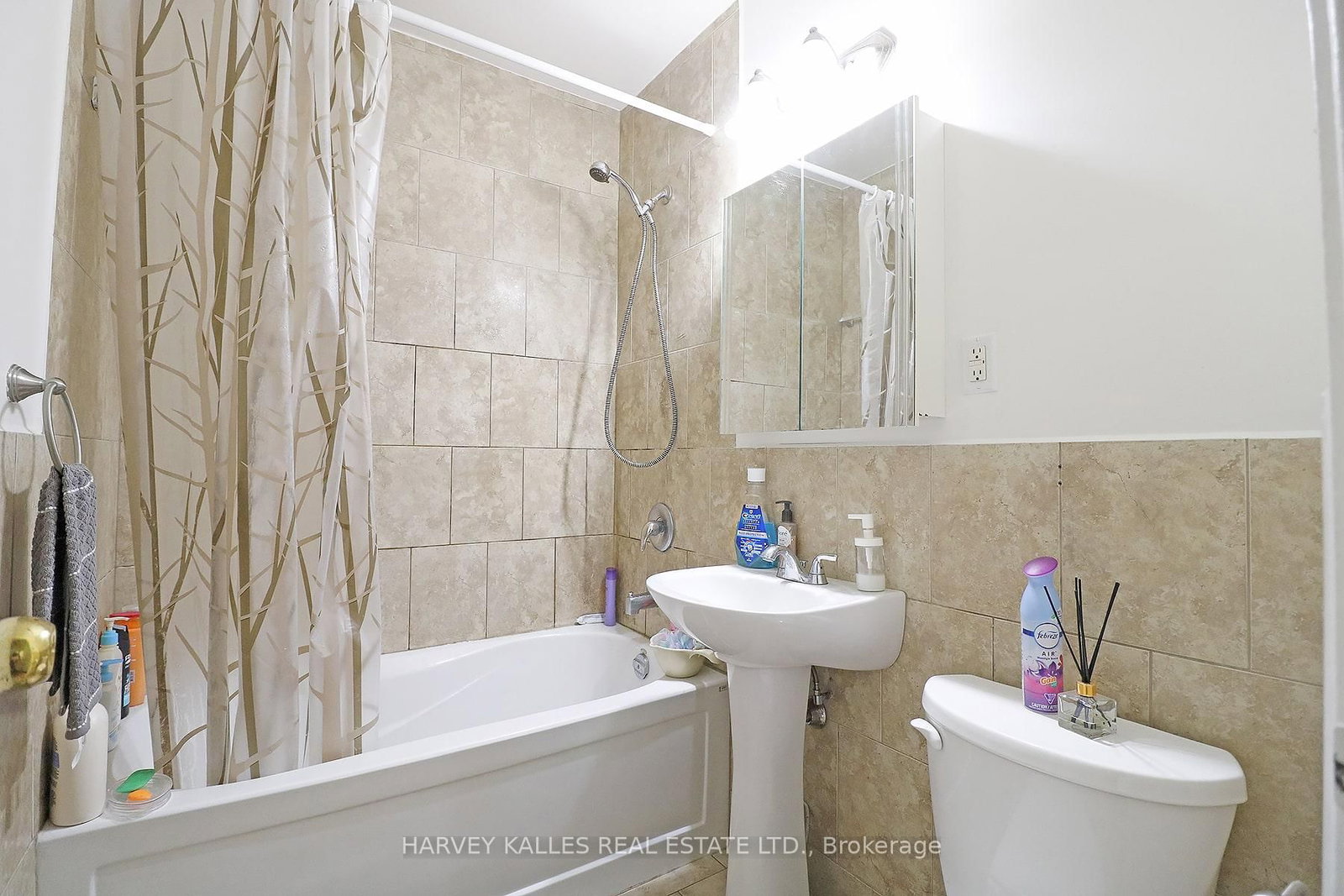 1751 Victoria Pk Avenue, Unit 308 - Photo 17
