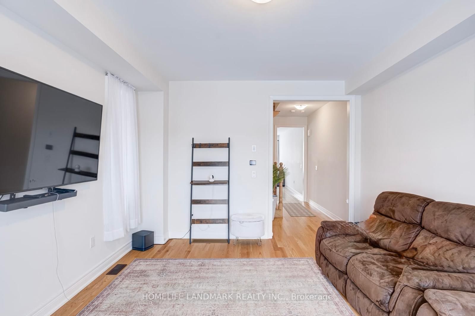 Townhouse for sale at 2844 Whites Road, Pickering, Ontario, L1X 0R6 - Rural Pickering - MLS: E12977852