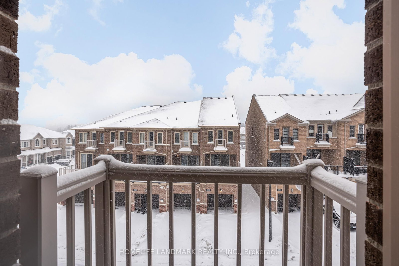 Townhouse for sale at 2844 Whites Road, Pickering, Ontario, L1X 0R6 - Rural Pickering - MLS: E12977852