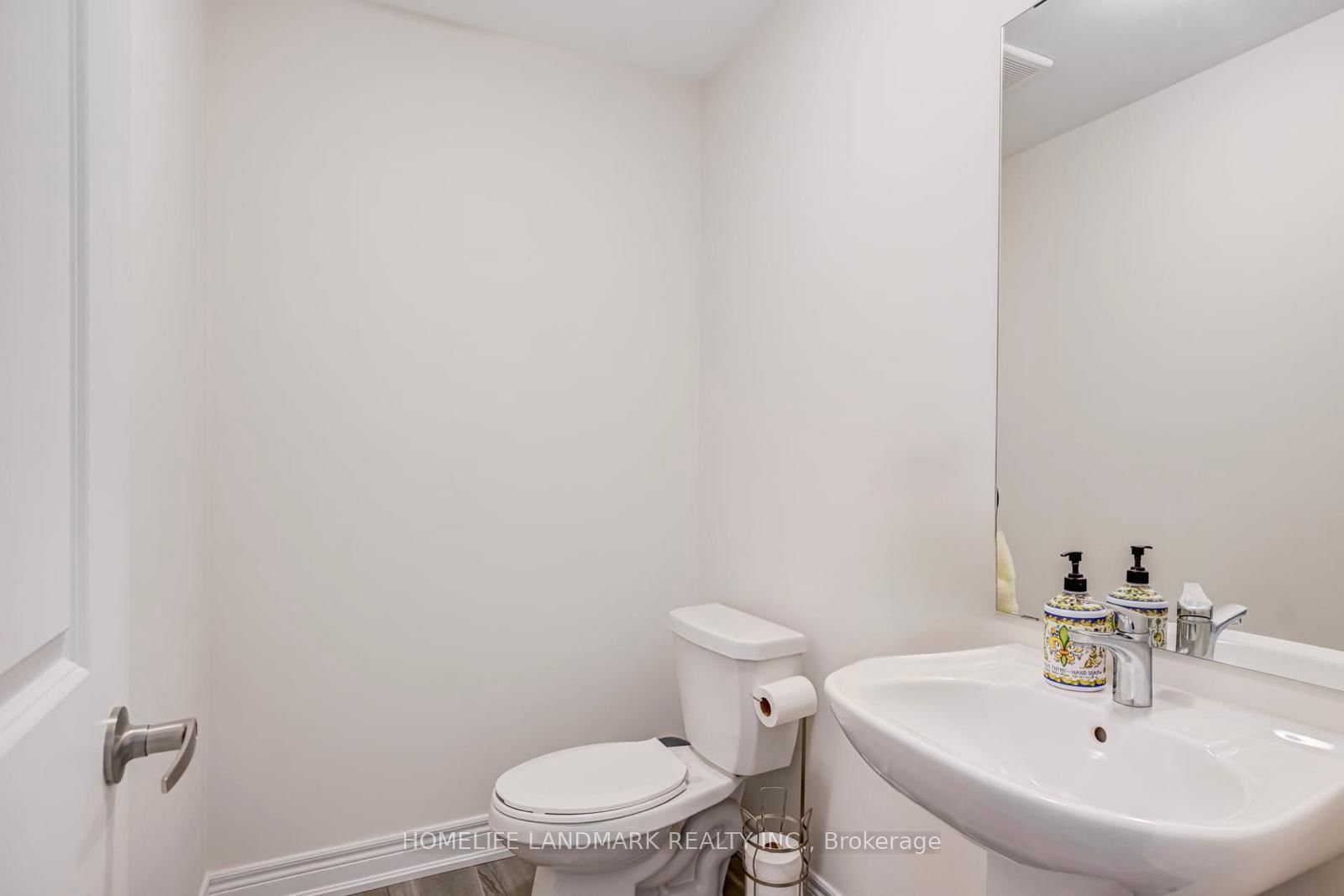 Townhouse for sale at 2844 Whites Road, Pickering, Ontario, L1X 0R6 - Rural Pickering - MLS: E12977852