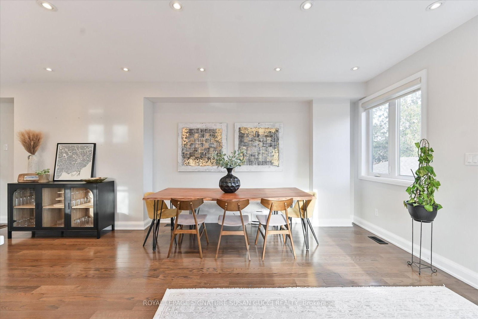 Detached House for sale at 811 Cosburn Avenue, Toronto, Ontario, M4C 2V9 - East York - MLS: E12977922