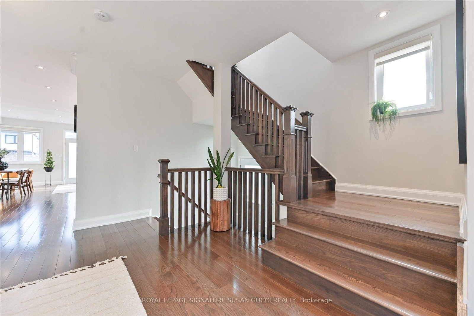 Detached House for sale at 811 Cosburn Avenue, Toronto, Ontario, M4C 2V9 - East York - MLS: E12977922