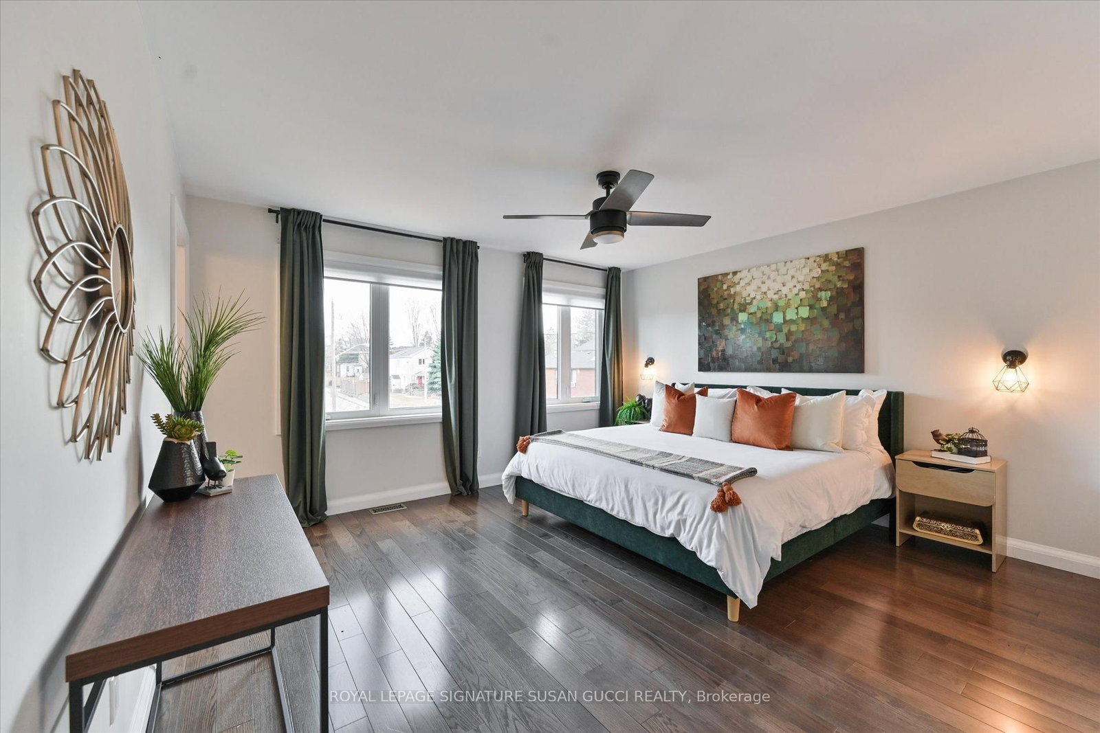 Detached House for sale at 811 Cosburn Avenue, Toronto, Ontario, M4C 2V9 - East York - MLS: E12977922