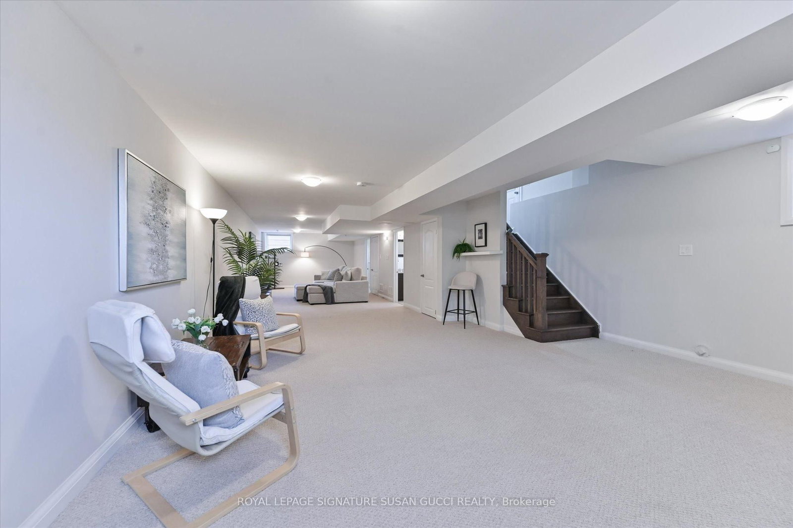 Detached House for sale at 811 Cosburn Avenue, Toronto, Ontario, M4C 2V9 - East York - MLS: E12977922