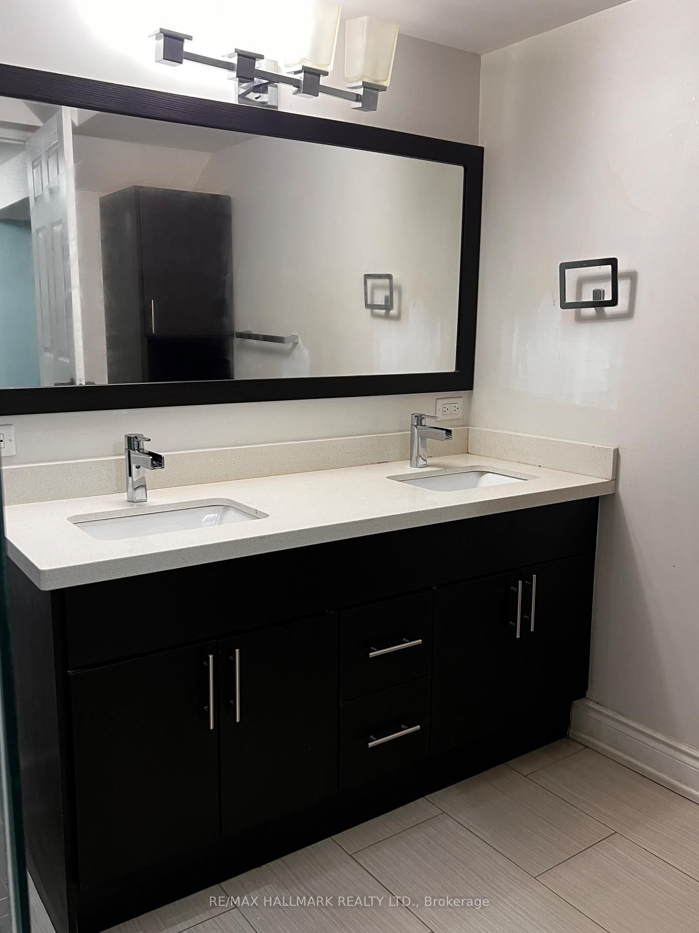 144 Baycliffe Drive, Unit Bsmt - Photo 18